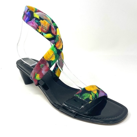 Donald J. Pliner Floral Neoprene Stretch Strap Kitten Heel Sandals Size 10.5 - Picture 2 of 11